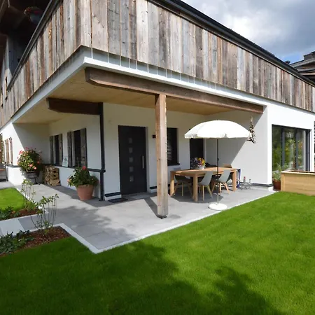 Schneebluemchen * Maria Alm am Steinernen Meer